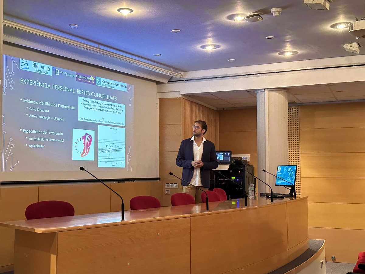 💻📱Jornada en Noves Tecnologies a la <a href="/URVmedicina/">Facultat de Medicina i Ciències de la Salut</a>, organitzada per <a href="/ColFiCat/">CFC</a>