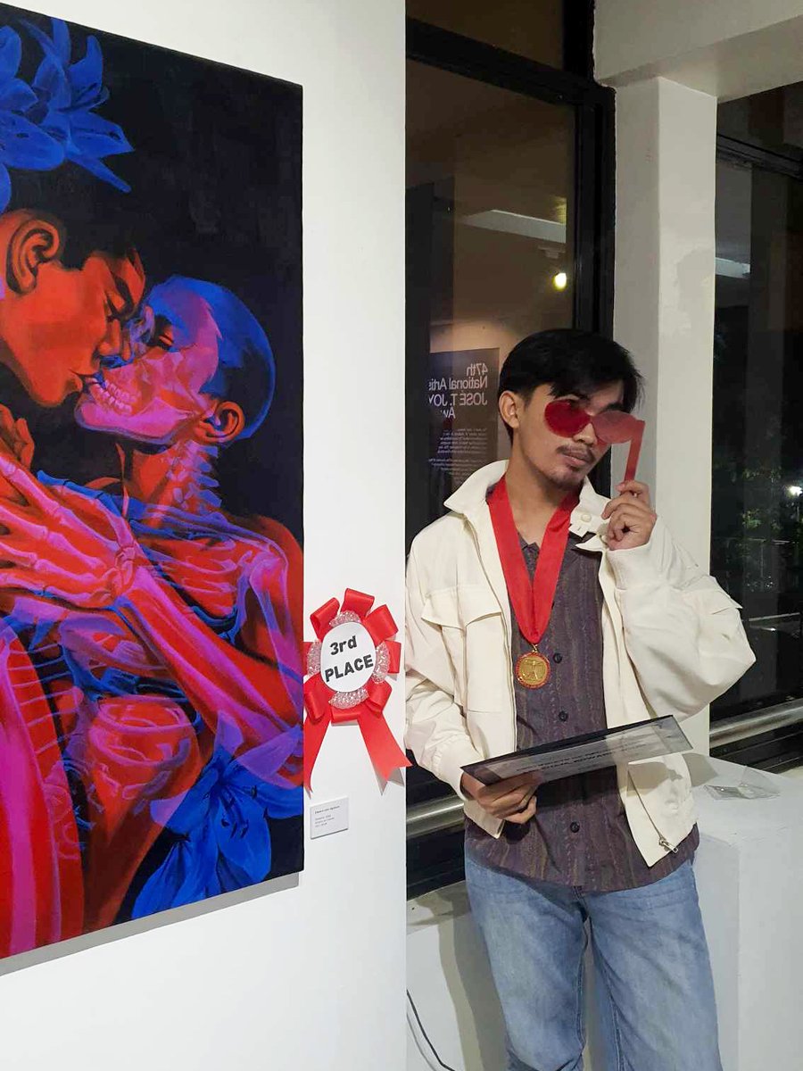 idwardoart's tweet photo. Vampire
3 ft x 4 ft
Acrylic on canvas
2023

This is my official entry for the 47th Joya Awards, an annual art competition open to all UP Cebu Fine Arts students. 

More information about this piece is in the thread below this post. https://t.co/9WyIE1iVwL