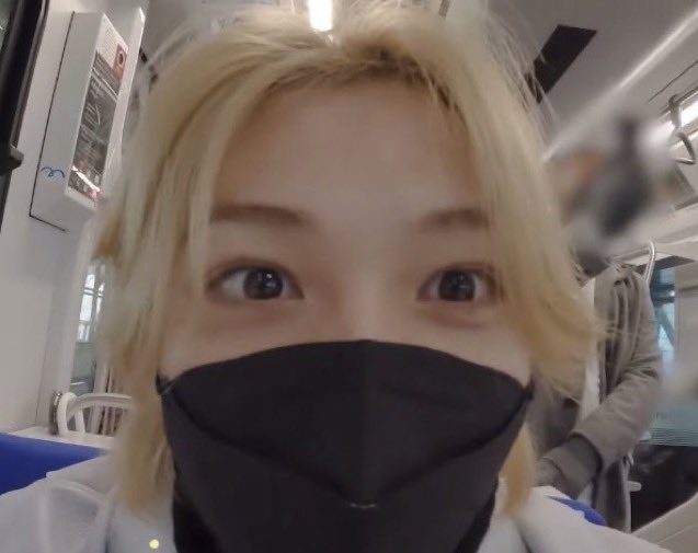 piiing09's tweet photo. 일어나셧다!!!정신이드시나용? https://t.co/LWIzyofSqA