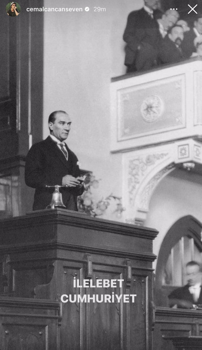 “Efendiler, yarın Cumhuriyet’i ilan edeceğiz.” Mustafa Kemal Atatürk (28 Ekim 1923)