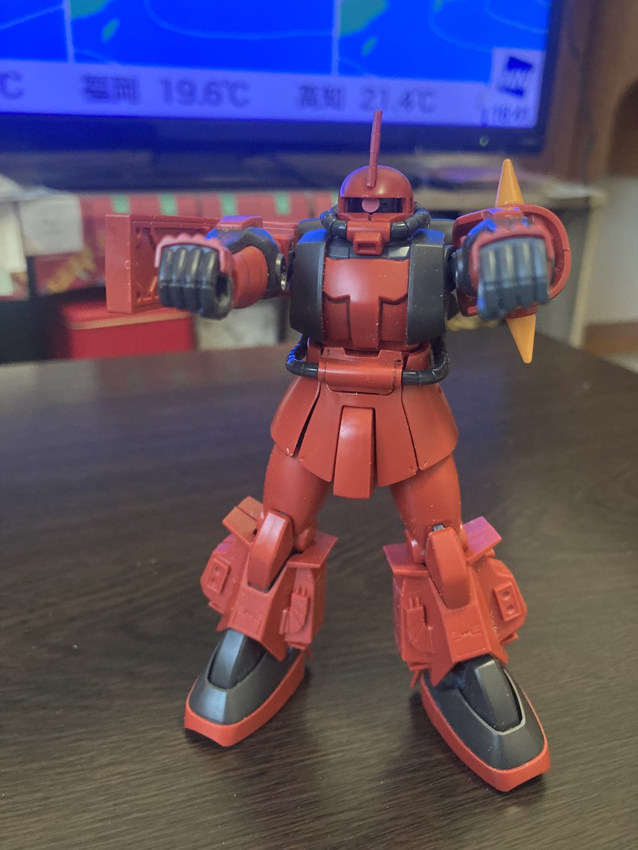 nesanhashare's tweet photo. まったりジョニ男パチ組!🙄
お手手の色違うって…。😓
#ガンプラ
#HGUC
#機動戦士ガンダムMSV
#ジョニーライデン
#MS06R2 https://t.co/t3qwlVeZge