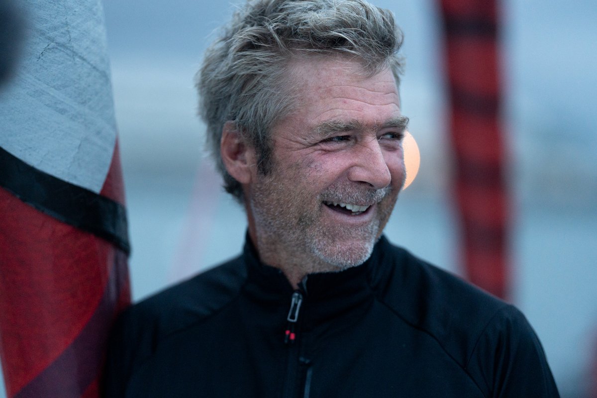 La double casquette de <a href="/YannElies/">Yann Eliès</a>, co-skipper de <a href="/yoannrichomme/">Yoann Richomme</a> à bord de l'IMOCA <a href="/TeamPaprecArkea/">Paprec Arkéa Team</a> sur la @TransatJV et directeur de course adjoint du prochain Vendée Globe🌏
📲Lire l'article▸bit.ly/3MjJwAF
©️ PolaRYSE