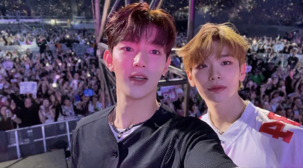 haoraearchive's tweet photo. LIVE LAUGH LOVE HAORAE IN EUROPE I SAID https://t.co/4LuoMhghc7
