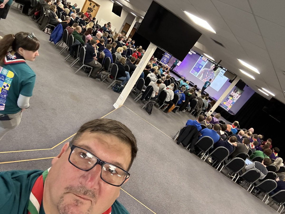 Neilhorbury101's tweet image. And it’s started, a good turnout for #progfest, great turnout from across the country, good to see @ScoutsCymru reps from @CeredigionScout @CardiffValeArea @PembsScouts @Eryriamon and Programme team