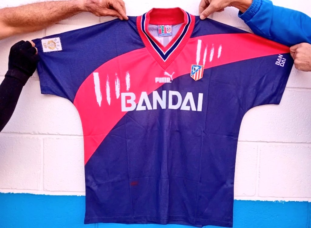 Menottinto's tweet image. 🤔 Invoco a los expertos para que me aporten luz sobre esta joya inédita en mi imaginario...