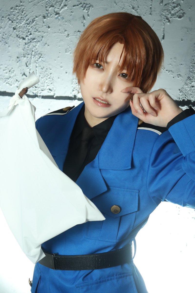 cosplay / ヘタリア フェリシアーノ・ヴァルガス ┄┄┄ H⃨e⃨l⃨p⃨