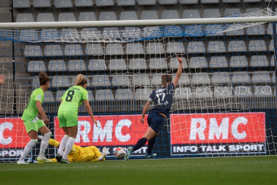 Joyeux anniversaire gaétane  profite bien de ta journée <a href="/GaetaneThiney/">Gaetane Thiney</a> à bientôt au bord du terrain