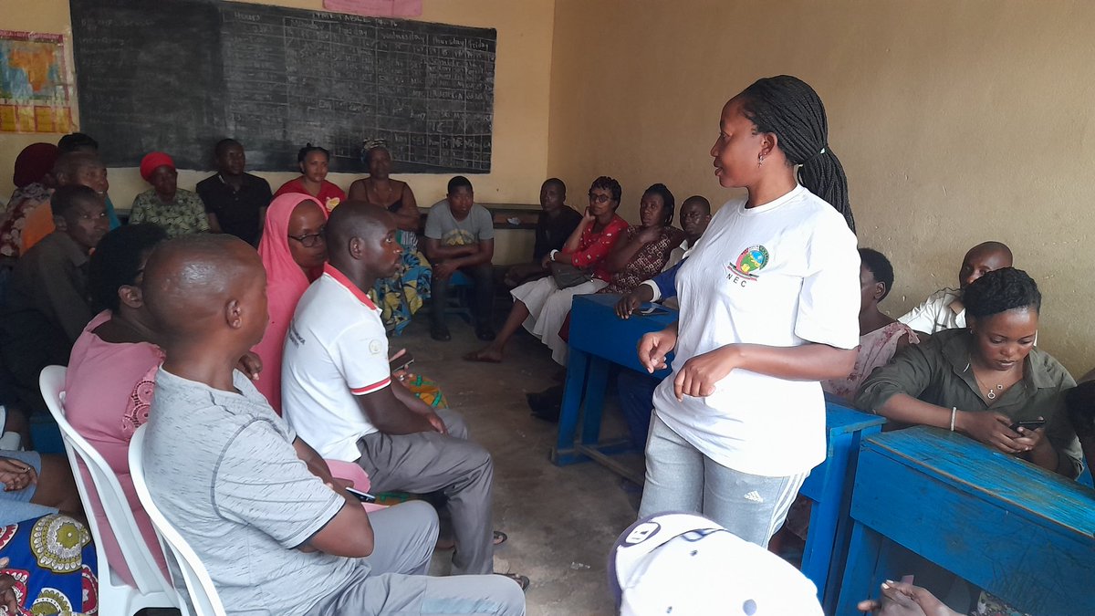 KigaramacellGit's tweet photo. Amatora yo Kuzuz Inzego yagenze neza kandi Abaturage bishimiye Iyi gahunda kuko Icyuho cyatumaga batabona services nziza. https://t.co/UOzPG0VZIy