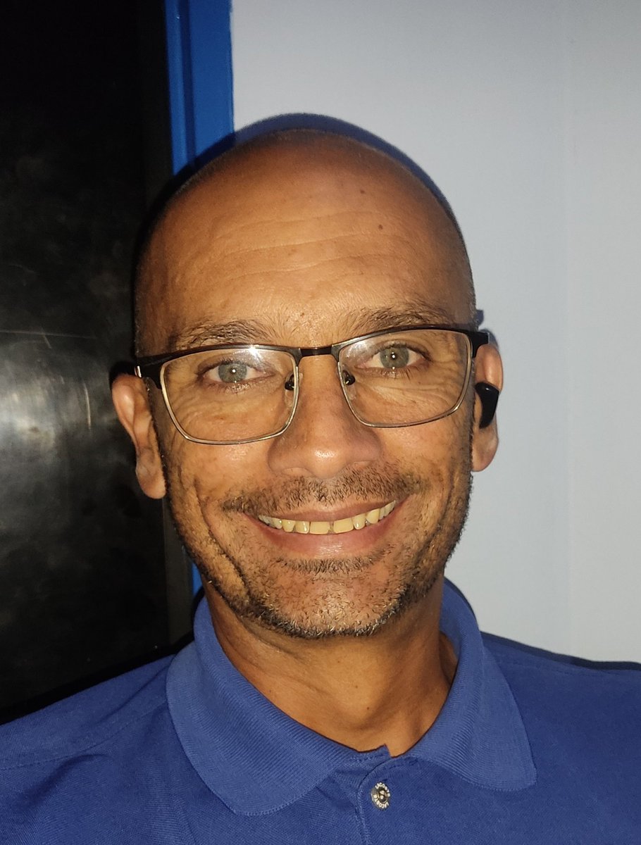 Sube un foto y tu edad, 49 años