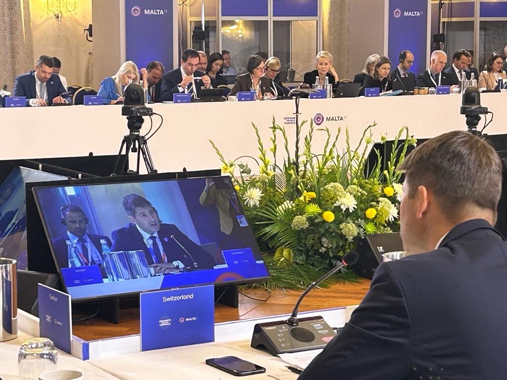 Swiss Security Policy tweet media