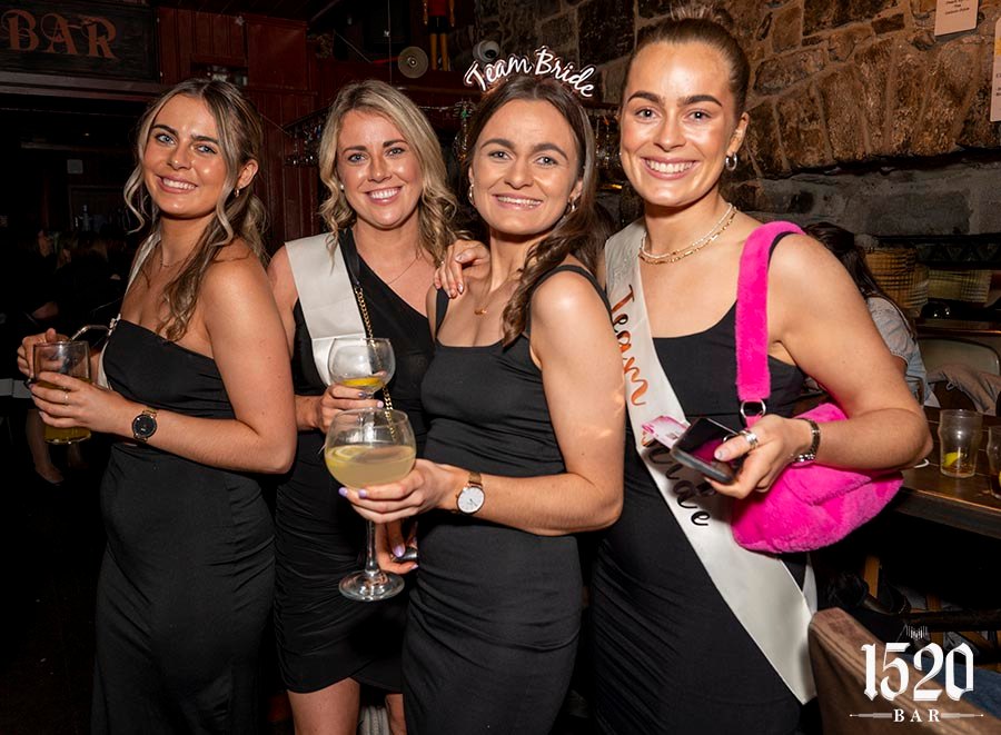 🍻Galway's Latin Quarter is a fantastic place to enjoy a hen do or a stag party.

Residence Hotel is in the heart of this area, and our pop-art-style rooms, comfy beds, and easy access to  many nightlife destinations make us a great place to stay.
bit.ly/3RBRh8P