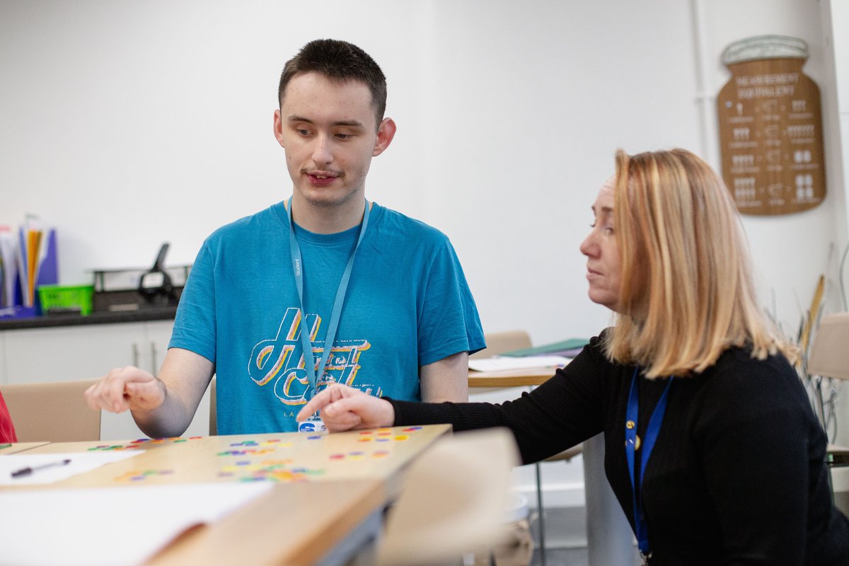 Sunderland College tweet media