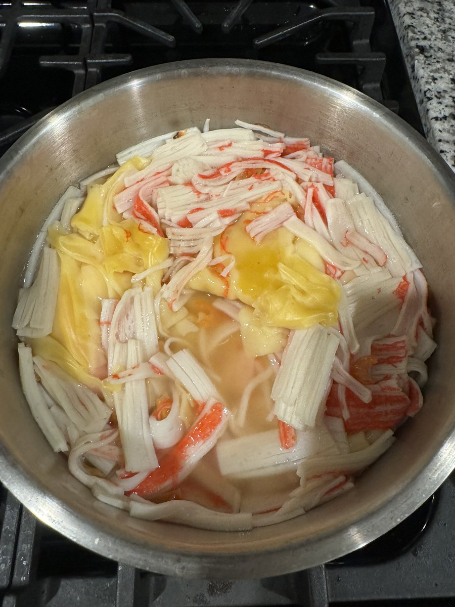 Nồi hoành thánh em làm ngon dữ chưa