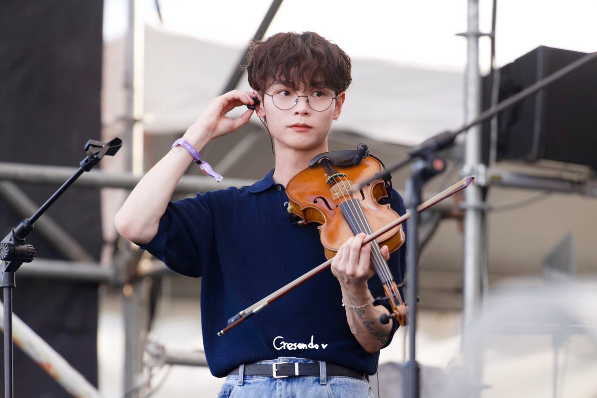231028 신예찬 pre

안경!! #신예찬 #예찬 #LUCY #루시