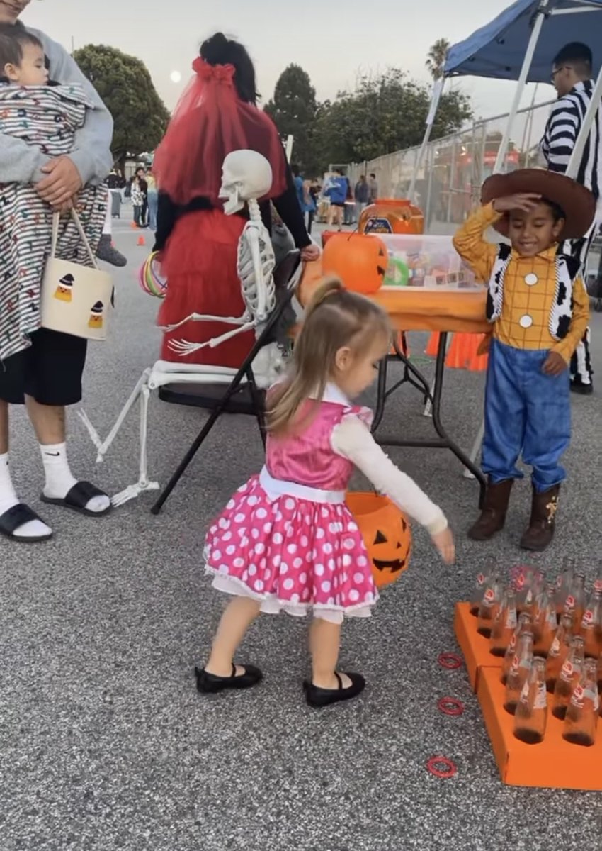 My family had a great time <a href="/MarinaWestShark/">Marina West Sharks</a> Fall Festival! It was good times! 🦈🍂🎃