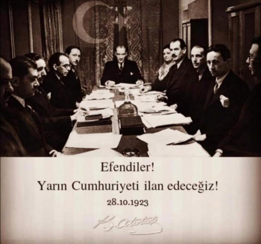 ♥️Birinci 💯 yılımızda Cumhuriyetin her anı için yüzbinlerce teşekkürler Atam🇹🇷