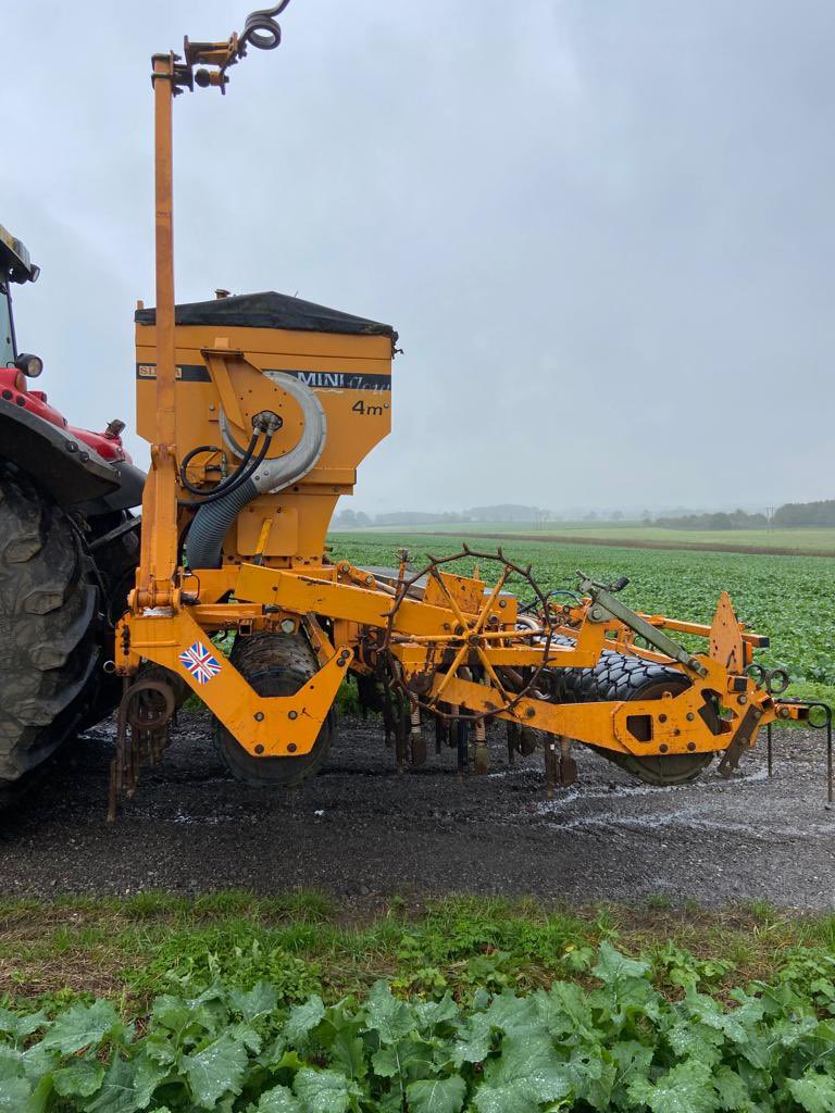 I’m selling my Simba mini flow if anyone is interested 
4 meter 
Land wheel drive
Low HP requirement 
Straight tine coulters 
Does a really good job in wet conditions 
£4250