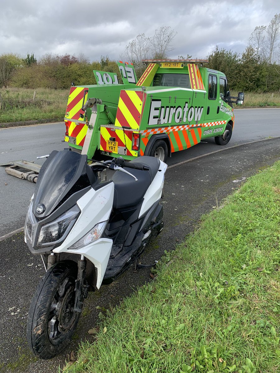 MalvernCops's tweet photo. Moped located in Broomhill displaying false plates. The bike  has been seized and inquiries are being conducted to locate the true owner. If you have any information, call 101 quoting 00101_i_28102023 or report online.

PC 2487 Olczak https://t.co/IFWpZVspy1