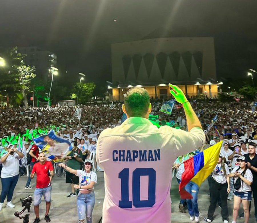 Charles Chapman López tweet media