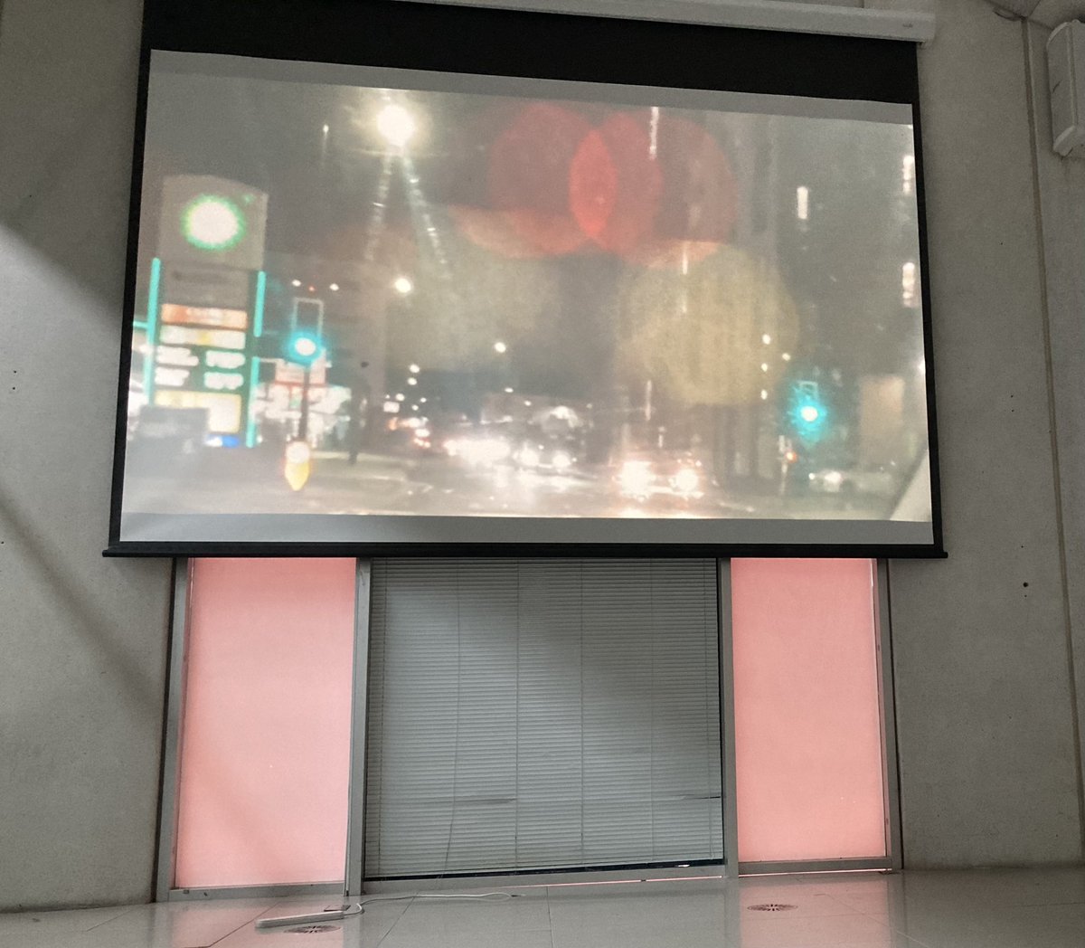 Adelai05's tweet photo. So glad I caught #EarToTheStreet - what a brilliant film by @HiveSouthYorks for @otsfestival and inspired by @IMcMillan’s early morning tweets - I watched it twice! Hope it’s available to see again #poetry #film #SouthYorkshire @VickyMWriter https://t.co/7tW7GQ1W3i