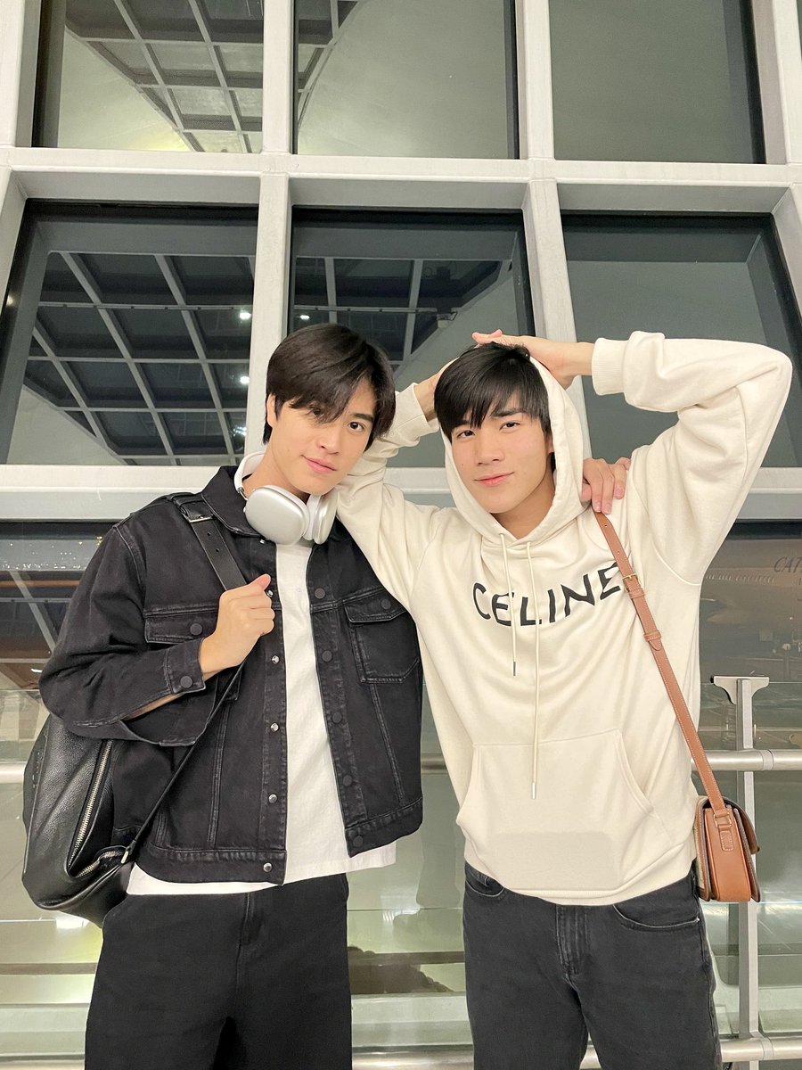 เรา 2 คนพร้อมไปเจอแฟน ๆ ชาวฮ่องกงแล้วครับ เตรียมตัวรับความฟินได้เลย 🫶🏻
#GeminiFourthReadyforHK
#GMMTV