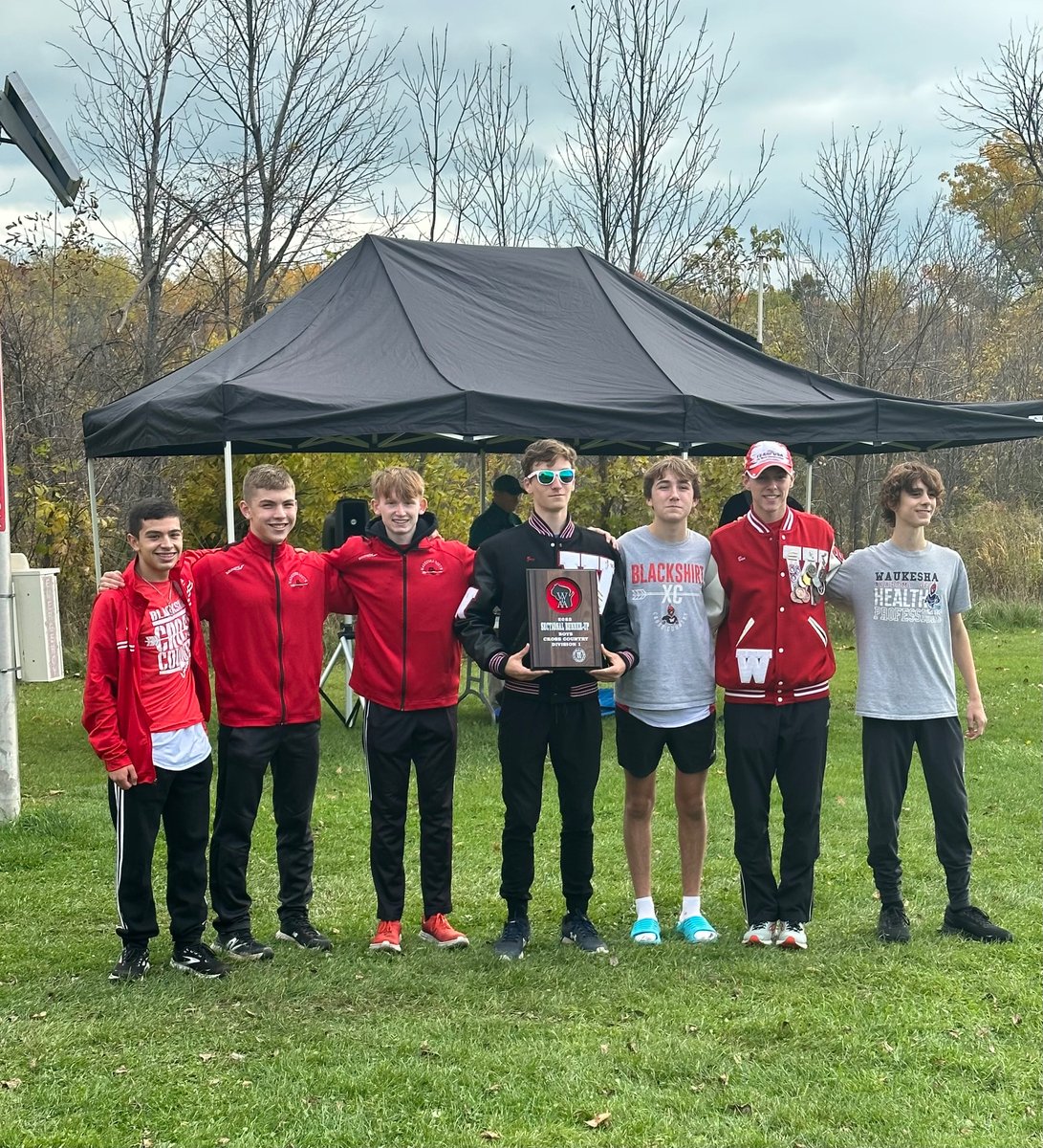 GOOD LUCK to our Boys Cross Country team. They are running at the State Meet today in Wisconsin Rapids at Ridges Golf Course this afternoon. #StateBound #BlackshirtPride