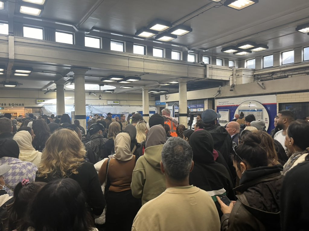 Naboumerhi's tweet image. #embankment #ceasefireInGazaNOW