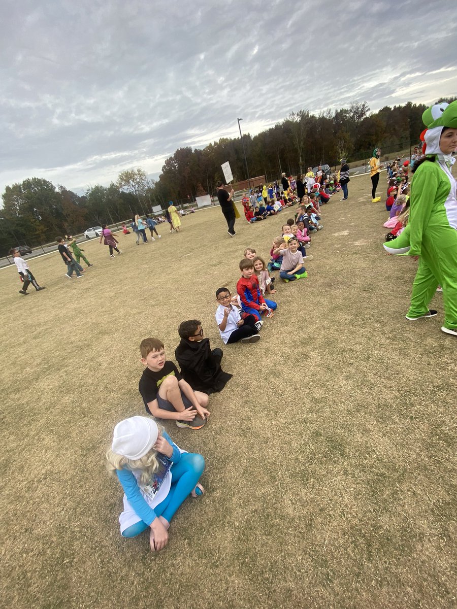 Book character dress up day was a success! <a href="/plainviewElem/">Plainview Elementary School</a> #otterlyAwesome #excellenceIsInPlainview #more2SeeInYear3
