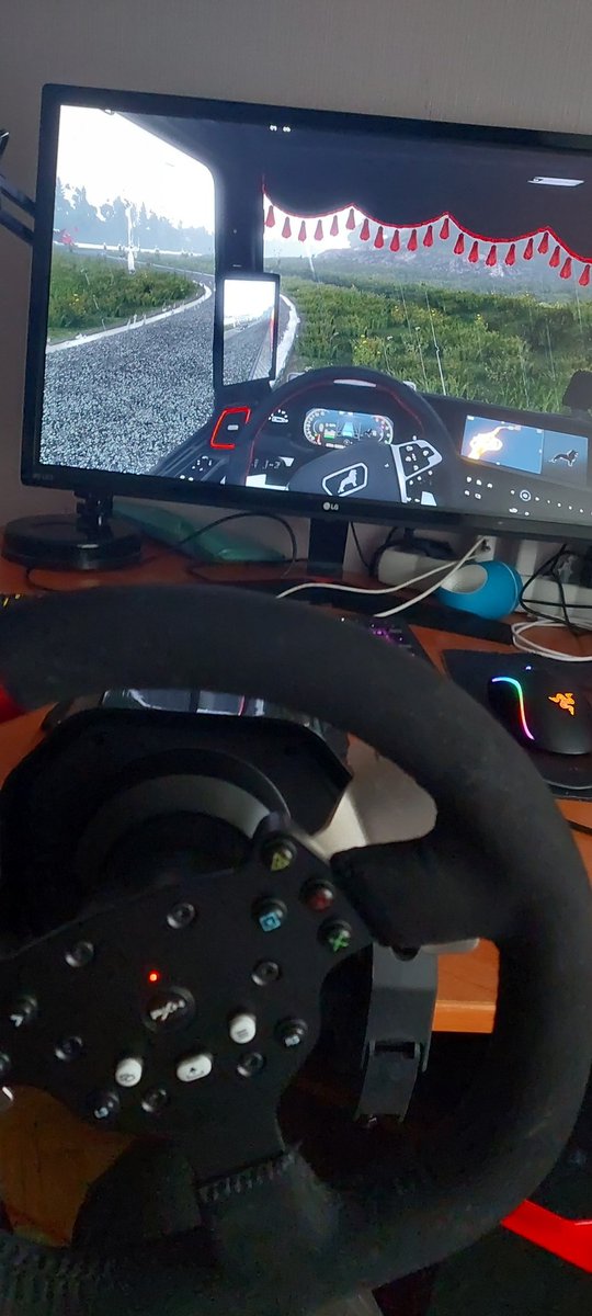 shinbuilder0's tweet image. I LOVE #TEXTINGANDDRIVING