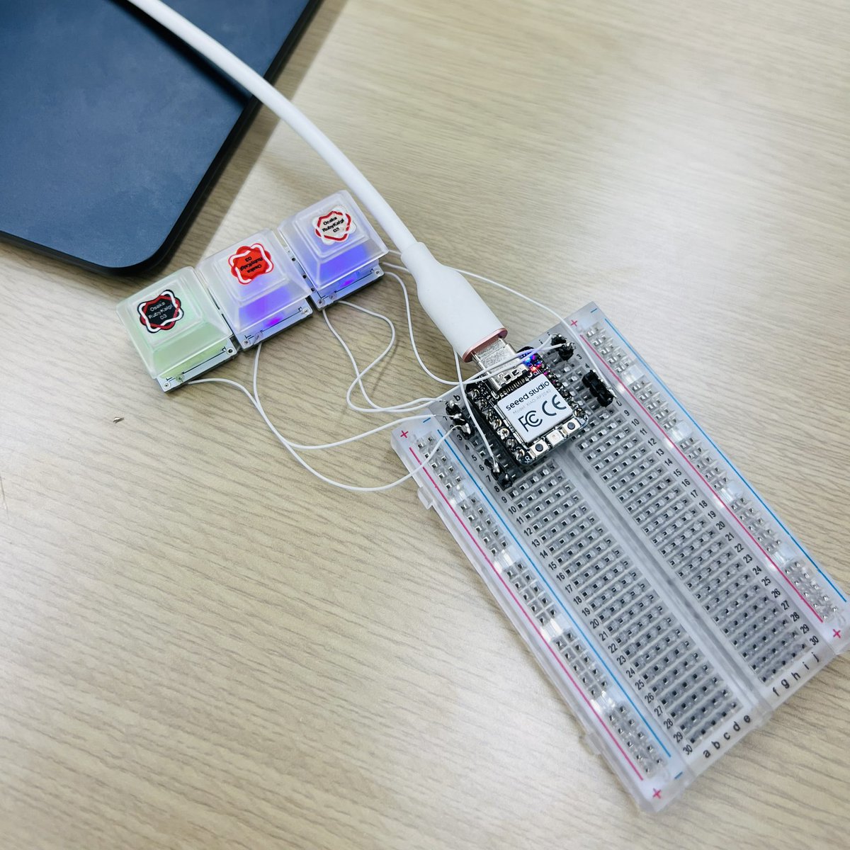 ogomr's tweet image. PicoRuby のフォローアップは自作キーボードの無限の可能性のフォローアップになってる

#naniwar
#prk_firmware