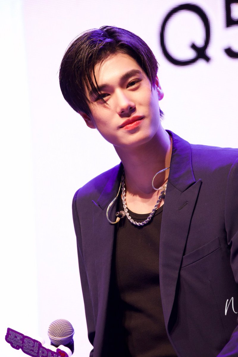 Chanakant457's tweet image. หล่อสร้างเรื่องมากกกกก

FANDAY6 X PondPhuwin
#PPfandayxSeoul 
#GMMFANDAY6 
@phuwintang #phuwintang