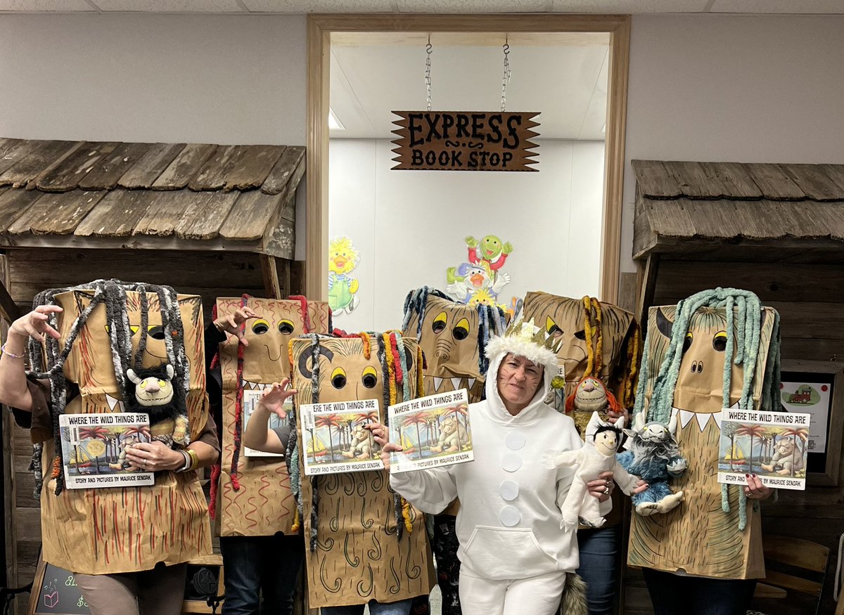 ExpressBookStop tweet media