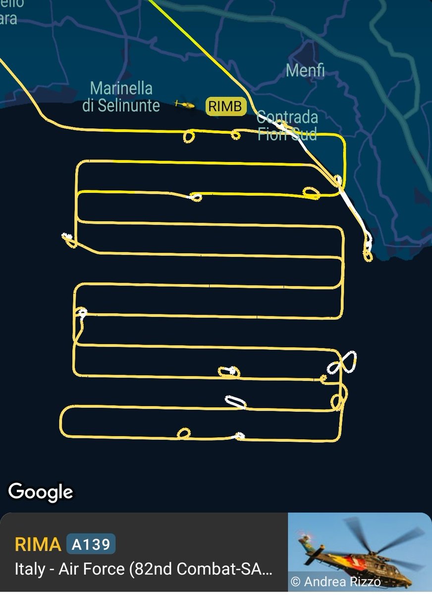 scandura's tweet photo. 3️⃣

14:15 CEST 

Staffetta di elicotteri in SAR

🚁 #MM82020 #CSAR 🇮🇹 Aeronautica callsign #RIMA ha completato la missione con pattern di ricerca 'a pettine'.

🚁 #MM81893 #Nemo_11_08 ⚓🇮🇹 Guardia Costiera callsign #RIMB è arrivato in ricerca sulla costa.

#Naufragio #Selinunte https://t.co/z2aAYURMdE