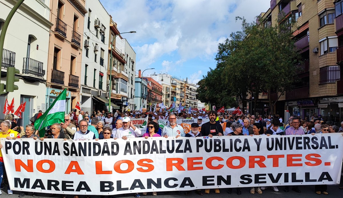 🏥#NosRobanLaSanidad28O

💪Hemos vuelto a decirle en las calles de toda #Andalucía a <a href="/AndaluciaJunta/">Junta de Andalucía</a>  y a <a href="/saludand/">Consejería de Sanidad, Presidencia y Emergencias</a> que no vamos a dejar de defender una sanidad pública 

👉El secretario general de la <a href="/fssccooand/">FSS-CCOO Andalucía</a> <a href="/JosPelayo1/">José Pelayo</a> asiste a la movilización en #Almería

#CCOOTuSolucion