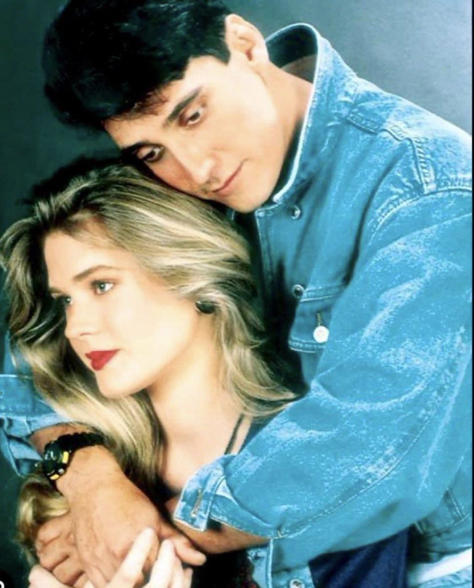 Улаанбаатар хотын түгжрэлийг 90% бууруулах ийм кино гаргаач Түгжрэлийн сайд аа!!!