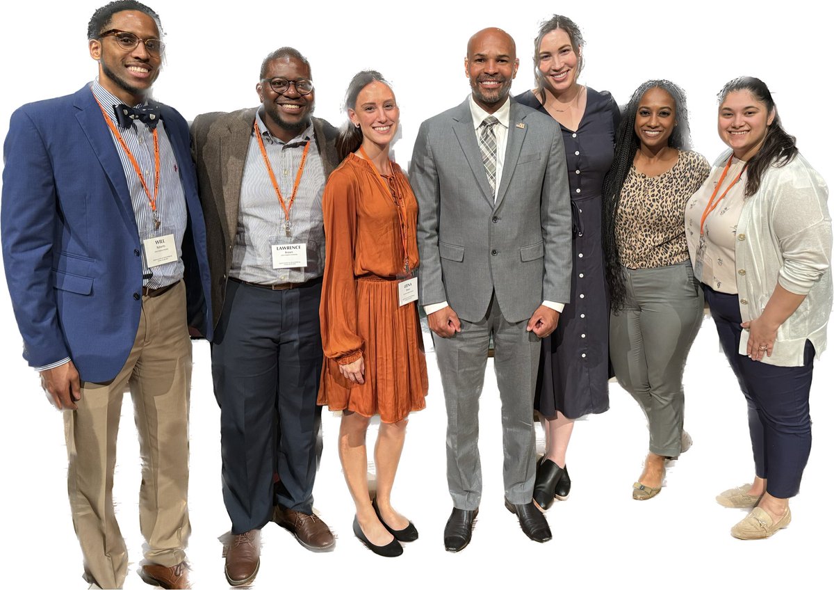 Embracing diversity at its finest! 🌟 

Inspiring to engage with these incredible doctors, all serving underserved communities. Grateful to discuss health equity and clinician wellbeing during my talk at @princeton yesterday. The future holds immense promise! #DiversityMatters