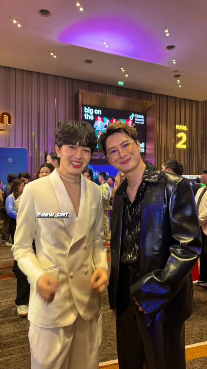 krist_est's tweet photo. IGs kristtps

KristP Perf at TikTok Awards

#TikTokAwardsTH2023
#KristPerawat https://t.co/LeqGulwuTV