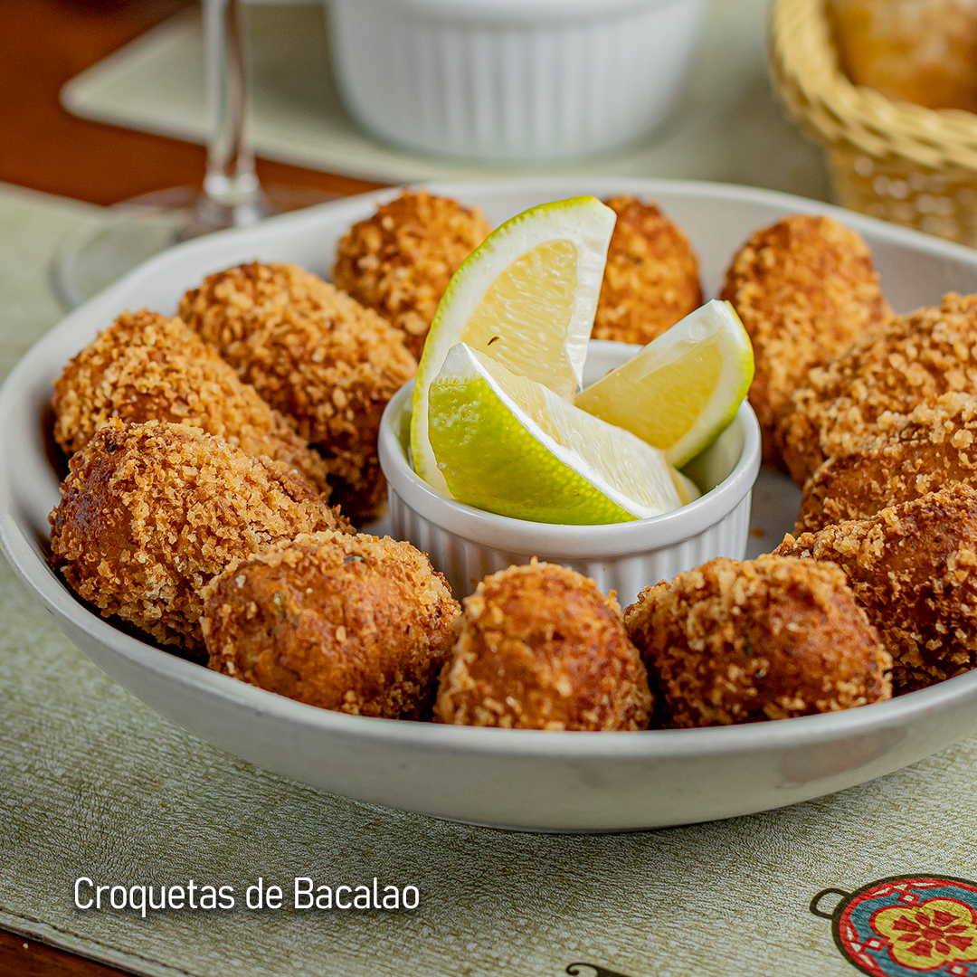 Experimente nossas incríveis Croquetas de Bacalao.

Faça agora sua reserva ou peça pelo nosso delivery: paellaspepe.com.br.
.
.
# bacalhau #culinariaespanhola #ondecomeremsaopaulo #cozinhaespanhola #restaurantesp #comfortfood #cozinhafamiliar