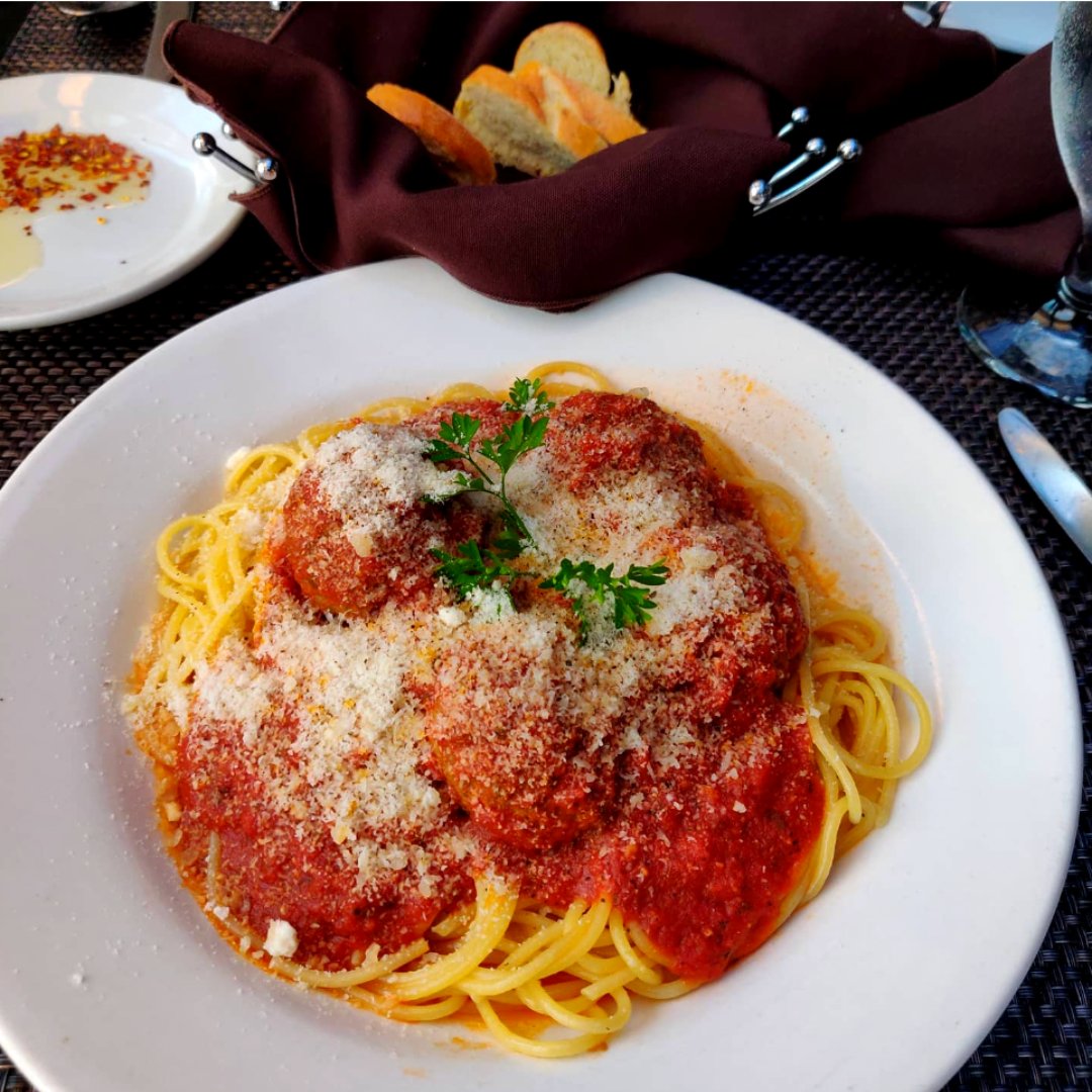 We are known for our great food, exquisite wines, and warm family ambiance. Come by and see for yourself. 

#LaPiazza #LaPiazzaAllegra #hamiltoneats #eathamont #hamiltonishome #italian #italianhamilton #menu #foodhamilton #hamont #dineine #suportlocal #supporthamilton