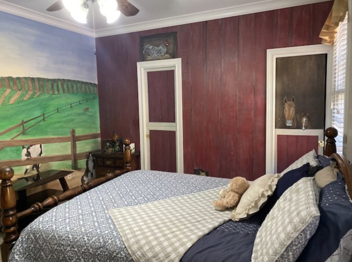 Just look at the love painted on the walls of this room at our foster families home. An empty room…just waiting to welcome a child home. <a href="/GovernorKayIvey/">Governor Kay Ivey</a> #openourhomes