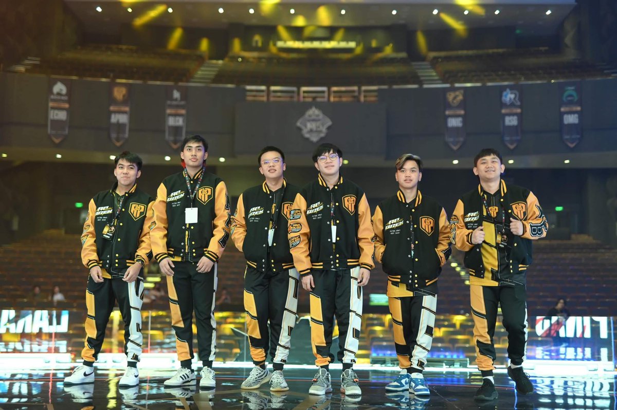 dzrhnews's tweet photo. JUST IN: AP @BrenEsports at @BLACKLISTINTL ang maghaharap sa @MplPhilippines Season 12 Grand finals bukas, 5:00 pm sa EVM Conevntion Center, Quezon City.
#LakasNgPinas #MPLPhilippines #MPLPHS12Playoffs
📸 AP BREN/Blacklist International https://t.co/g7dMwAvQ1e