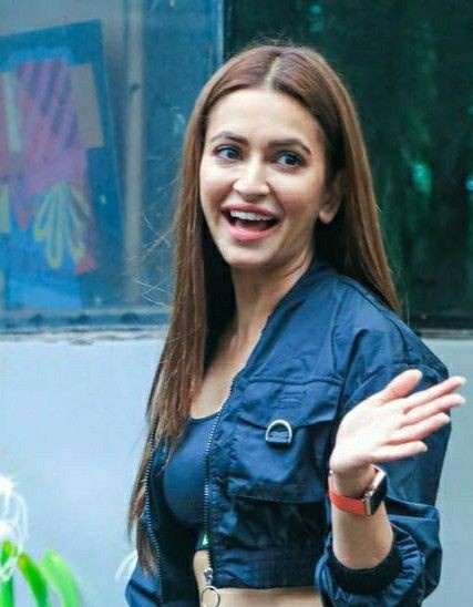 kritiklove_'s tweet photo. Kriti Kharbanda #HappyBirthdayKritiKharbanda https://t.co/n4Zhd7XlBv