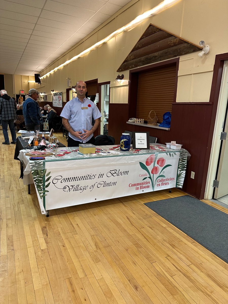FrankCaputoKTN's tweet photo. It was nice to stop into the #CommunitiesinBloom Craft Market in the Village of Clinton. #Kamloops #Thompson #Cariboo https://t.co/RimMEyCped