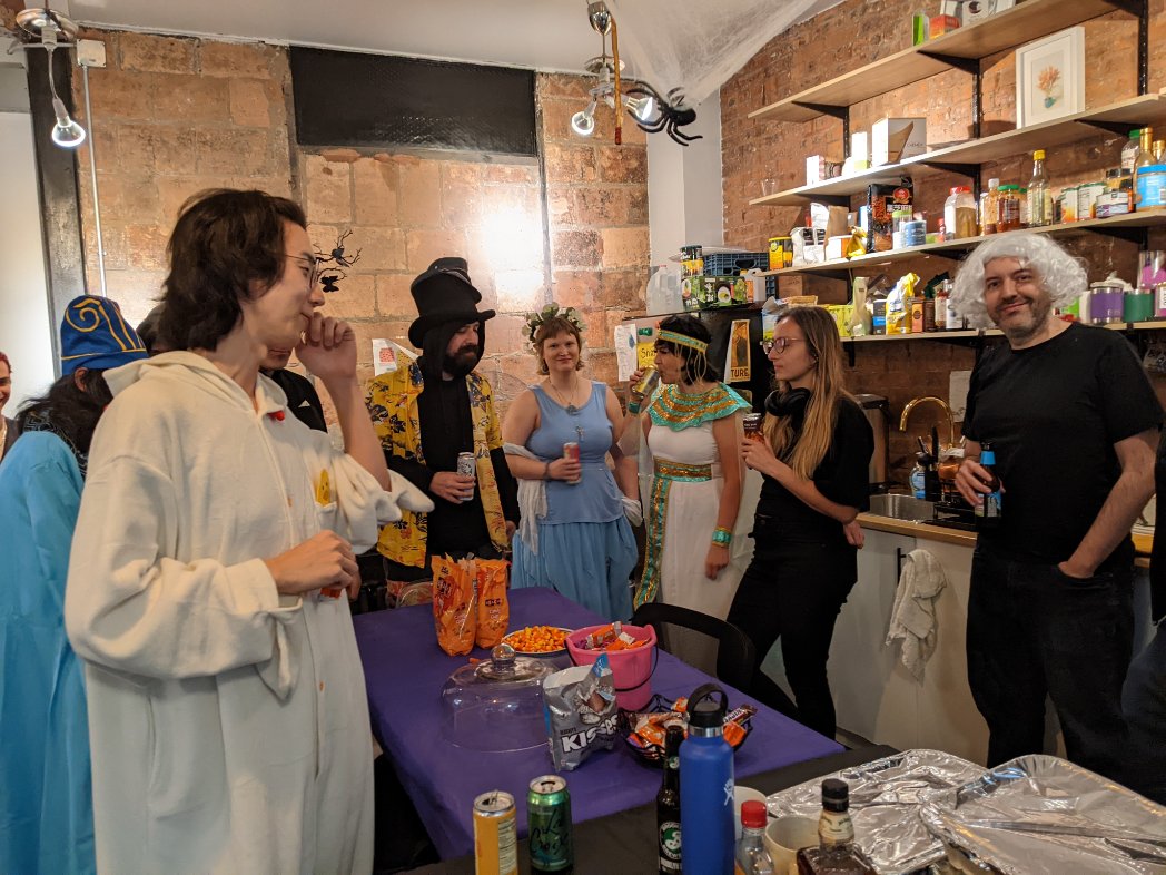 HoppingFun's tweet image. Gumboween! What a fun party with #gamedevs and friends. Thanks @gumbo_nyc #nymakesgames (I went as a black hole eating stars and creating ripple in space-time. Subtly so.)