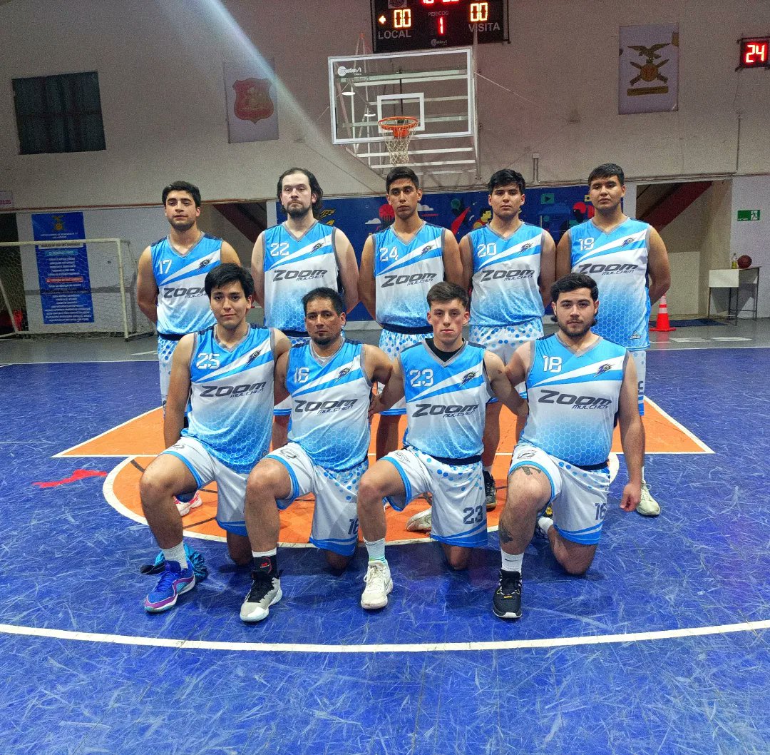 basketzoom's tweet photo. 🏀⛹️‍♂️💪💙⚡ 🏆🥇Campeones una vez más. Este Jueves en la final de Liga Bio Bio Los Angeles 2023,  en un electrizante partido, Zoom se coronó campeon tras derrotar al excelente CD Nacimiento por 65 a 52,  partido de alto nivel y muy intenso hasta el final. #basketzoom https://t.co/fdmRJpxvJZ