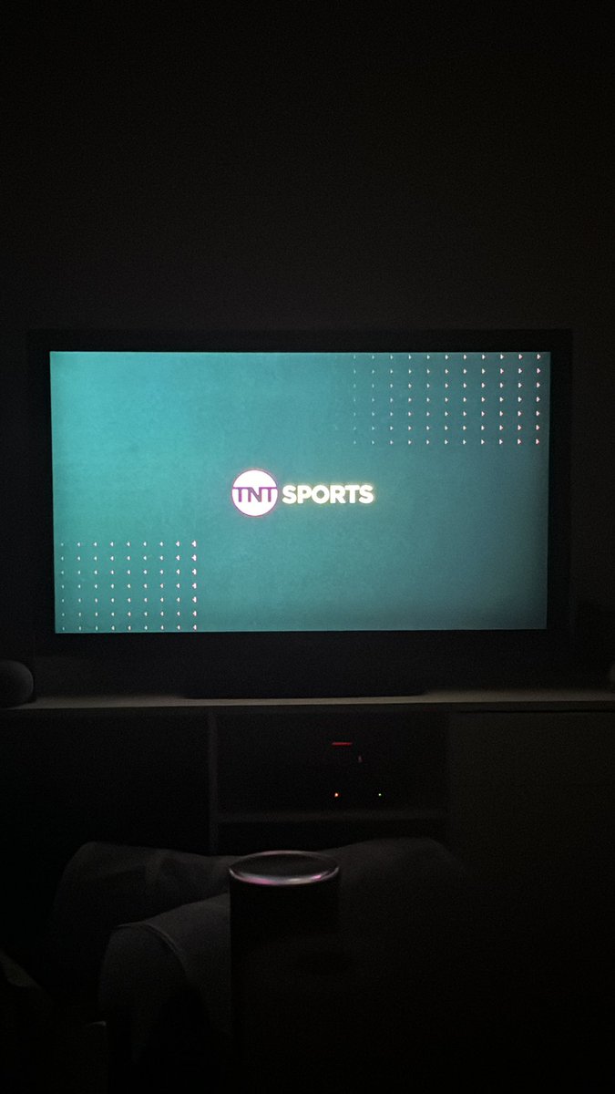 CFC_Jayyyy1221's tweet photo. @tntsports I mean… the crappy broadcast is one thing but the literal ear destroying noise is horrific #RefundsAllRound #TNT https://t.co/iZ2660MI8G