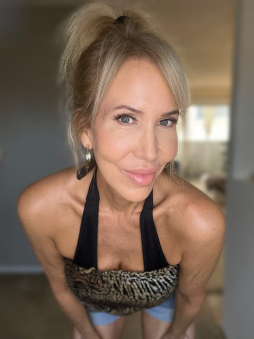 I want to know&hellip;what naughty things are you planning today? Xoxo💋 #saturday #SaturdayMorning #SaturdayMood<a href="/tag/saturday"class="tags"><span>#saturday</span></a><a href="/tag/saturdaymorning"class="tags"><span>#saturdaymorning</span></a><a href="/tag/questionoftheday"class="tags"><span>#questionoftheday</span></a><a href="/tag/saturdaymood"class="tags"><span>#saturdaymood</span></a>