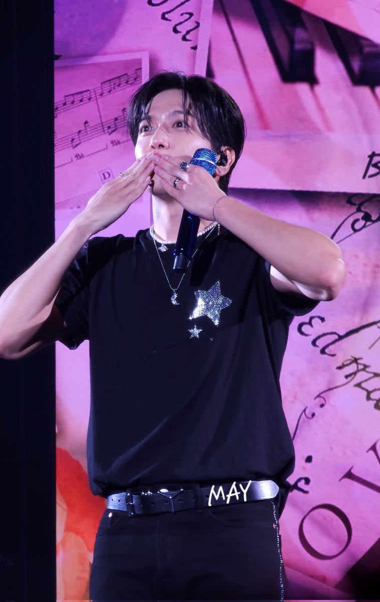 MAYYHJUNE's tweet photo. 널 사랑해💘
#정용화 @JYHeffect https://t.co/jHXCBaYhAu