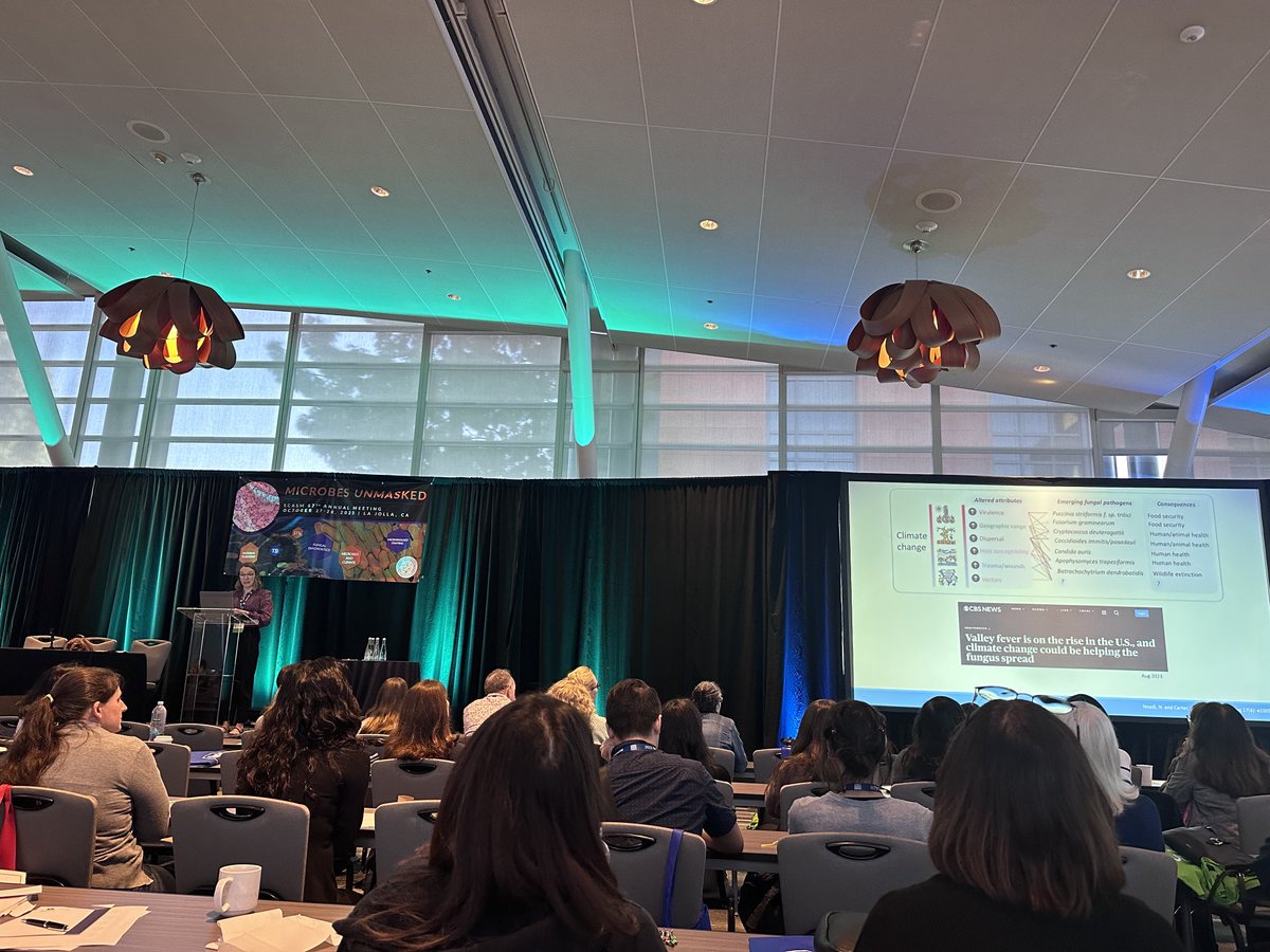 SBtotheDub's tweet image. The always amazing ⁦@TanisDingle⁩ bringing the latest and greatest news &amp;amp; data on fungal diagnostics at #SCASM23 #clinicalmicrobiology 🤩 🍄