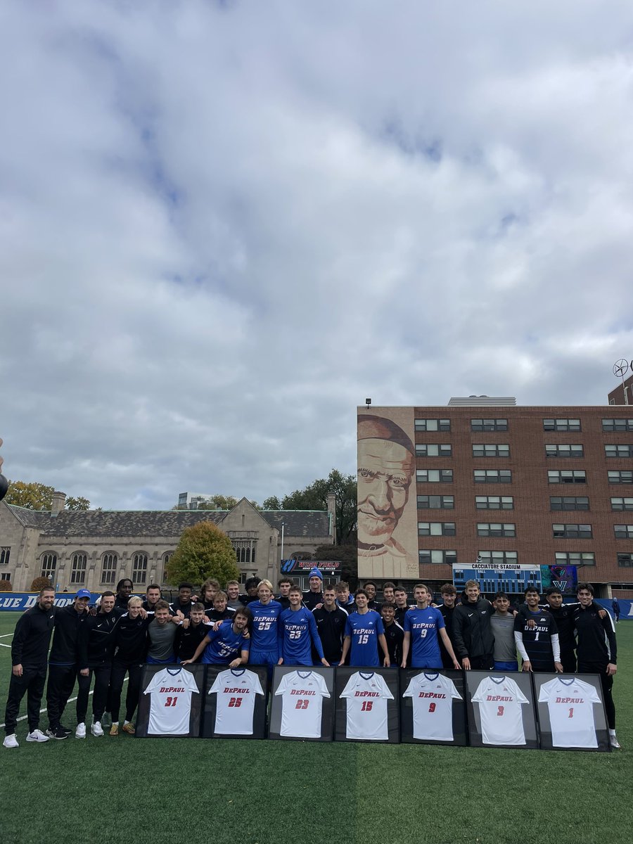 DePaulMSOC's tweet photo. Thank you, Seniors!

Let’s gooo Blue Demons

#BlueGrit 🔵😈 https://t.co/ZRFR12sYm1